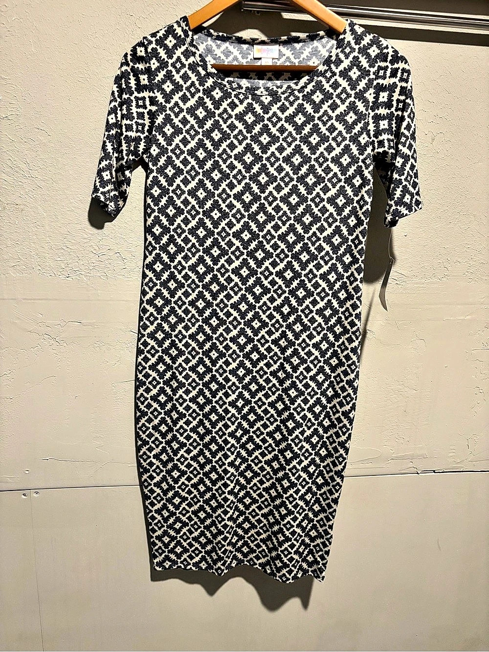 LuLaRoe Julia Dress Geometric Midi in Blue & White XS